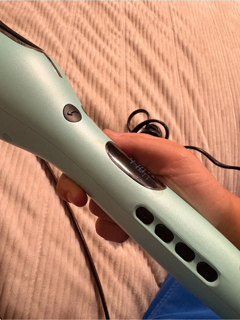CUI Mint Green Automatic Hair Curler with Digital Display